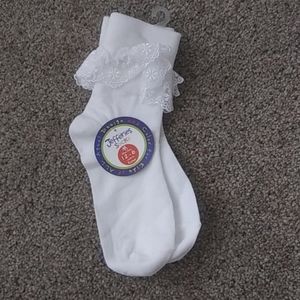 One pair lace Jeffries socks